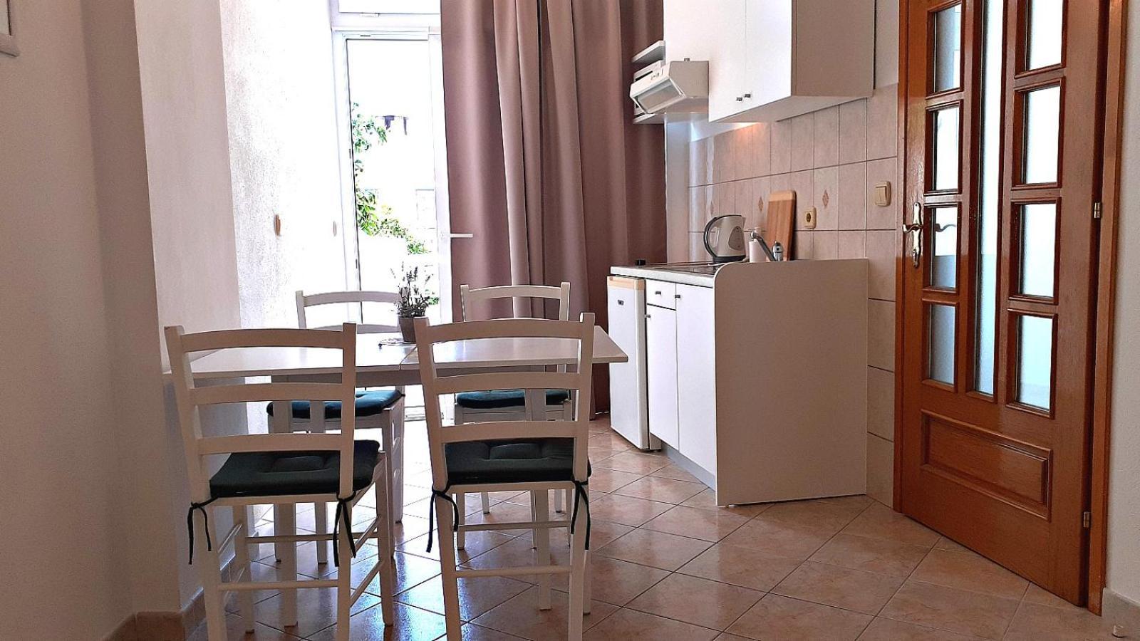 Apartments Villa Bonaca Baška Voda Quarto foto