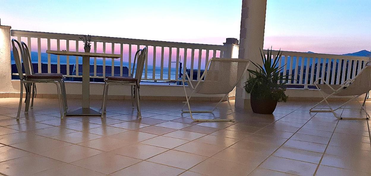 Apartments Villa Bonaca Baška Voda Quarto foto
