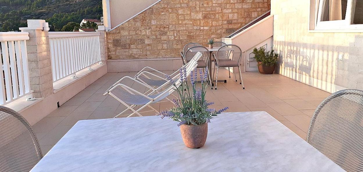 Apartments Villa Bonaca Baška Voda Quarto foto