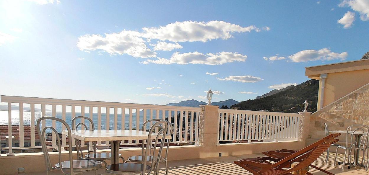 Apartments Villa Bonaca Baška Voda Quarto foto