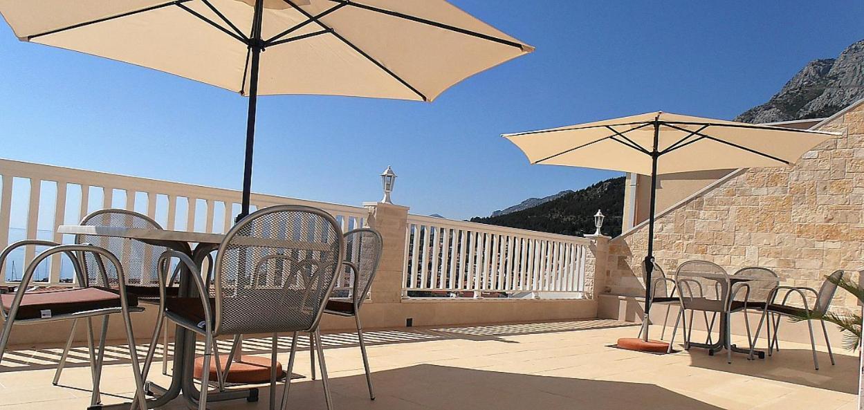 Apartments Villa Bonaca Baška Voda Quarto foto