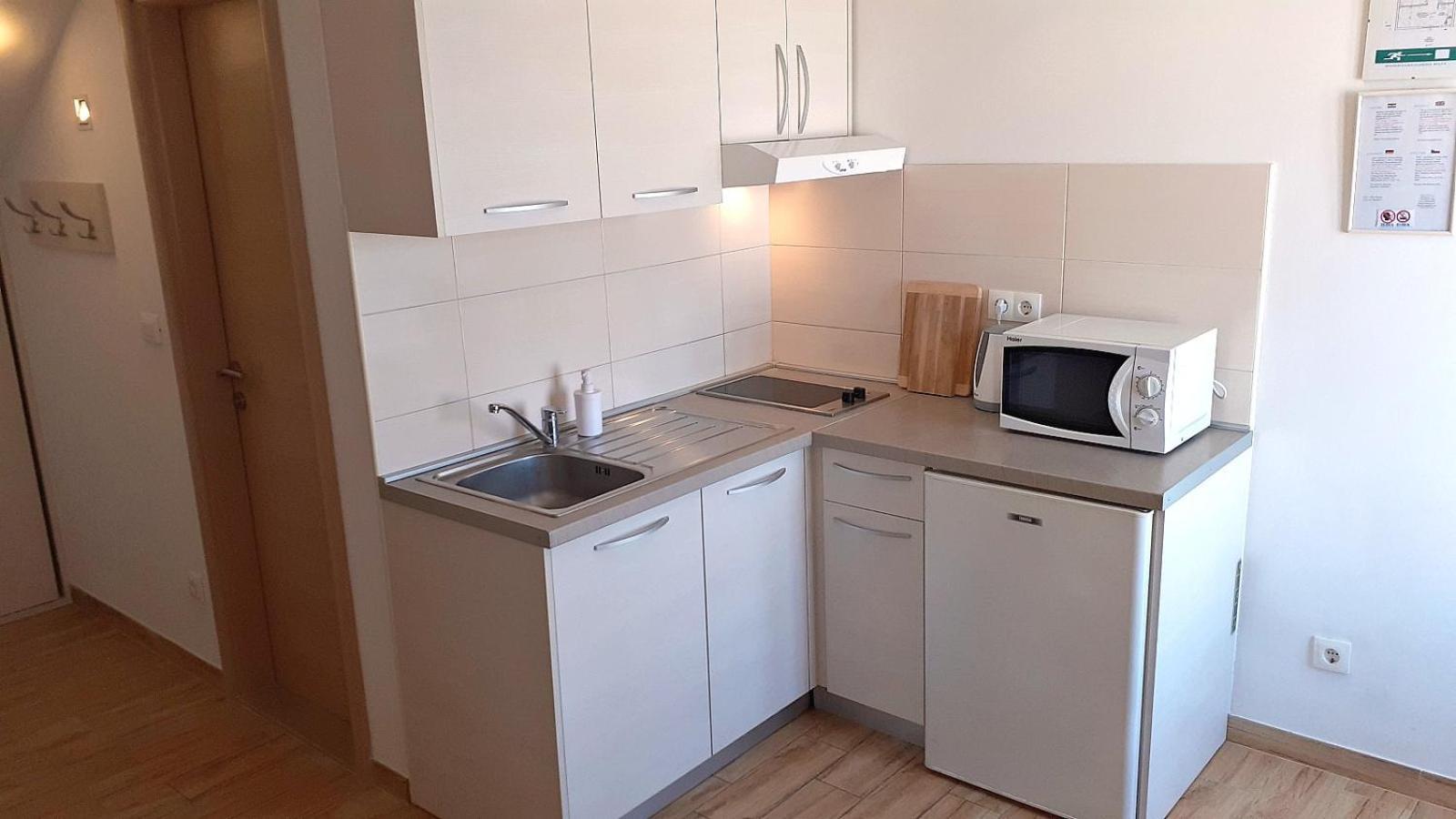 Apartments Villa Bonaca Baška Voda Quarto foto